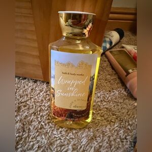 Bath & Body Works Wrapped In Sunshine Body Wash